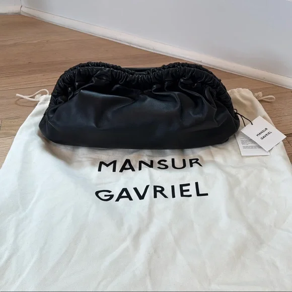 NWT Mansur Gavriel Black/Flamma Cloud Bag/Clutch - Picture 1 of 4